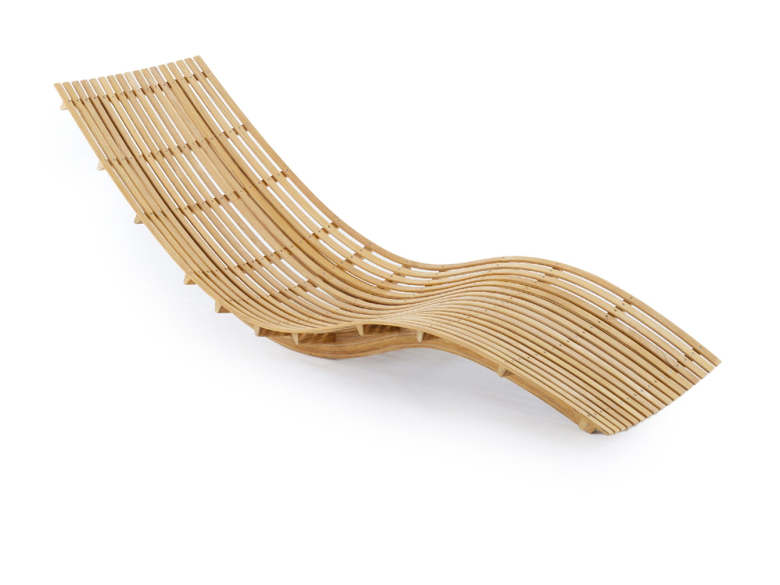 Modern Outdoor Lounger