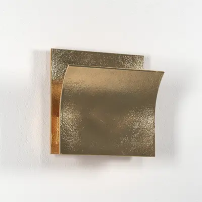Contemporary Wall Lamp