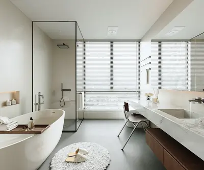 Modern Bathroom