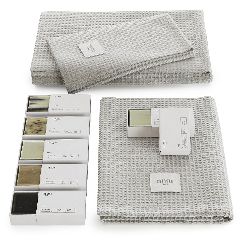 Modern Towels & Bathrobes 