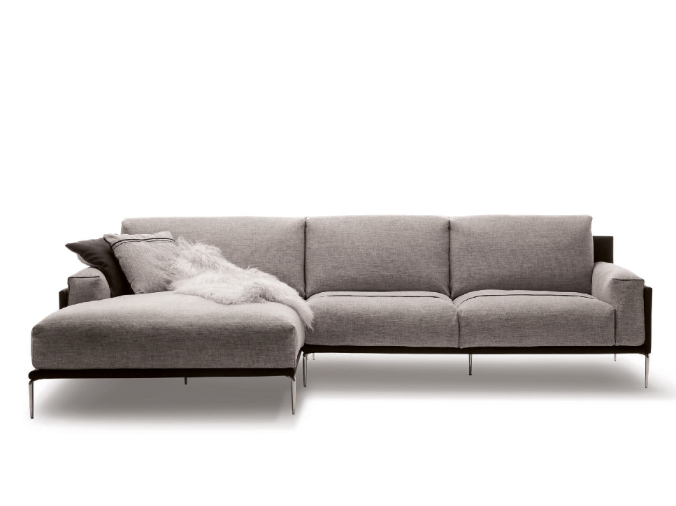 Modern Three-seater Sofa 