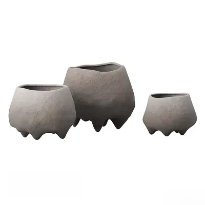 Modern Floral Arrangement